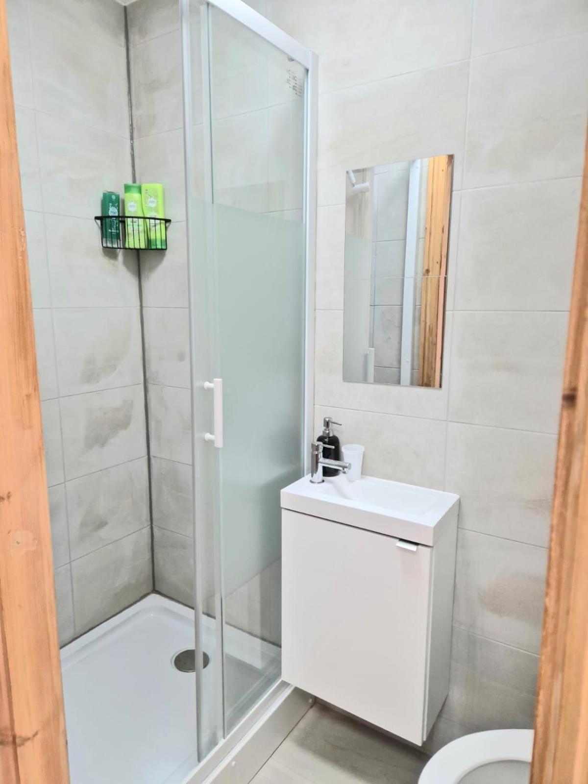 Rooms In Manchester 6 Minutes Drive To Victoria Station Dış mekan fotoğraf