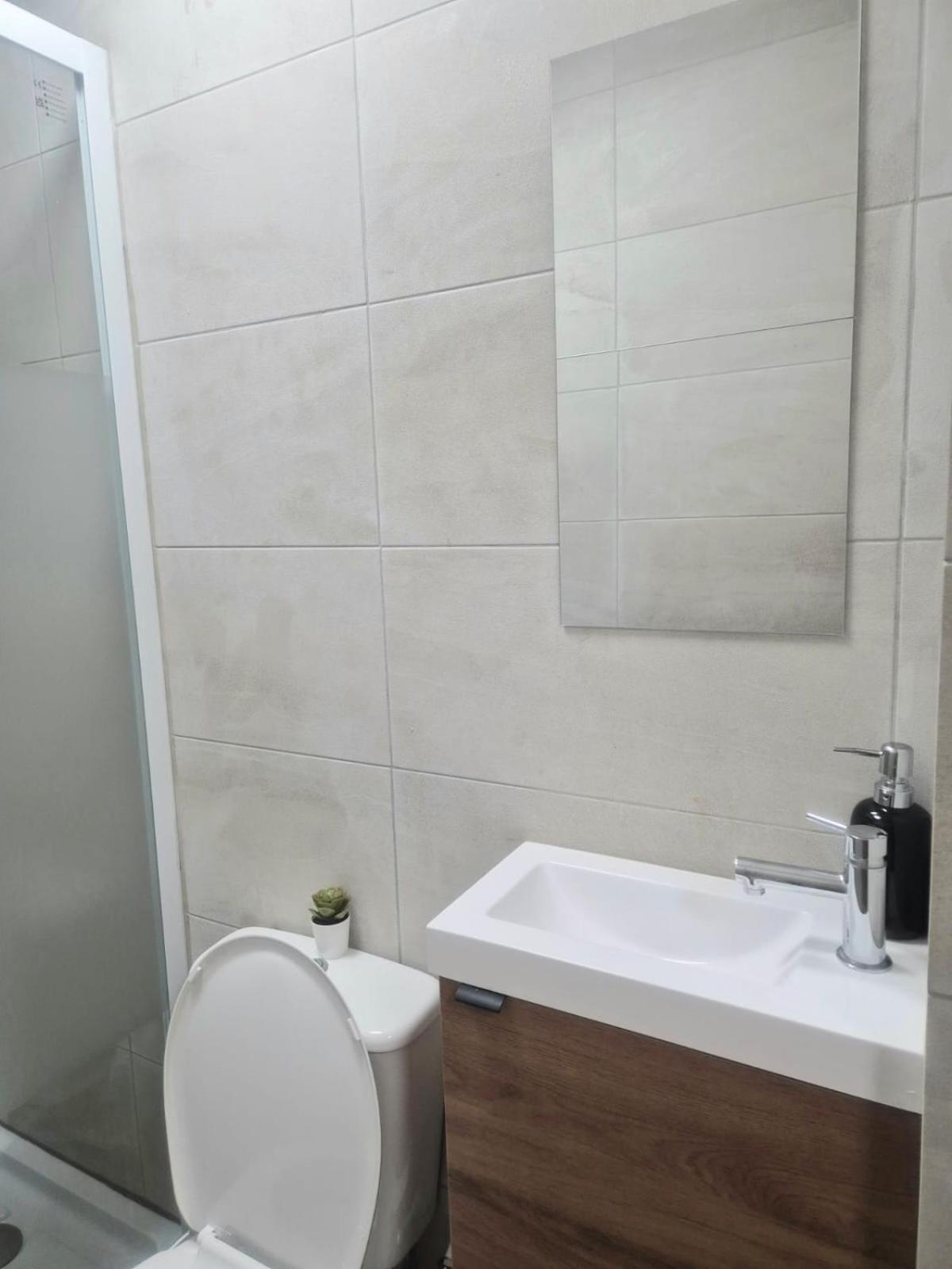 Rooms In Manchester 6 Minutes Drive To Victoria Station Dış mekan fotoğraf
